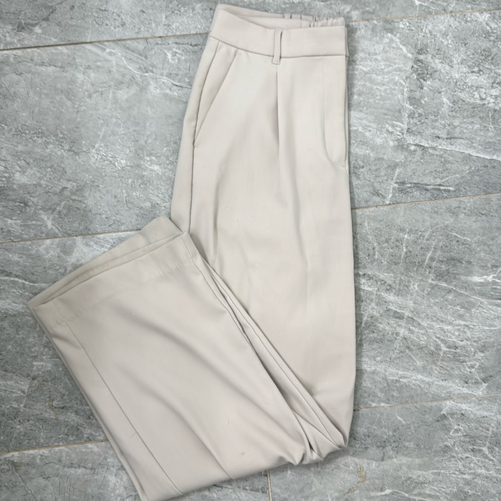 Old Navy Extra High-Rise Taylor Wide Leg Trouser